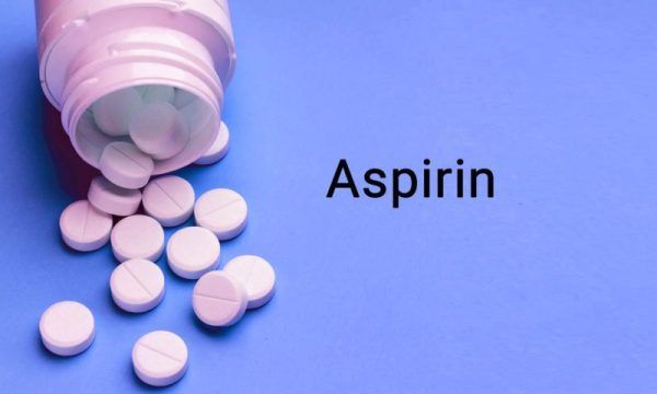 متى يجب التوقف عن تناول الأسبرين؟