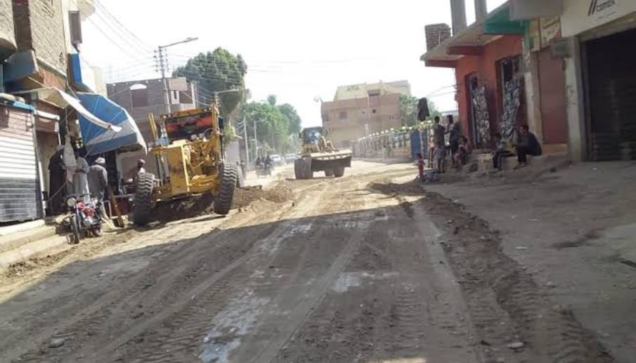 رفع 16 ألف طن مخلفات وتراكمات في حملات بالقرى فى الزينية رفع 16 ألف طن مخلفات وتراكمات في حملات بالقرى فى الزينية