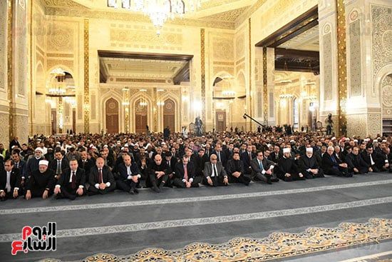 صلاة الجمعة بمسجد مصر الكبير صلاة الجمعة بمسجد مصر الكبير