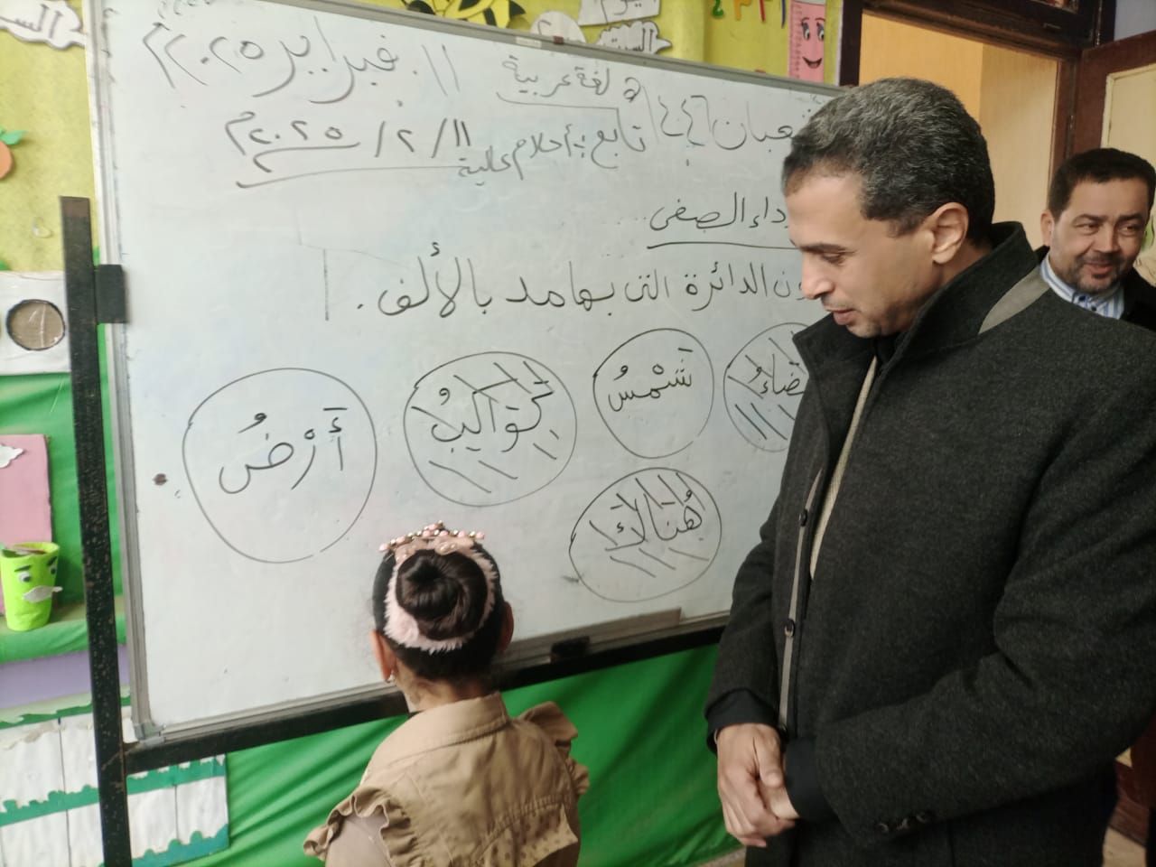 وكيل تعليم كفر الشيخ يختبر الطلاب وكيل تعليم كفر الشيخ يختبر الطلاب