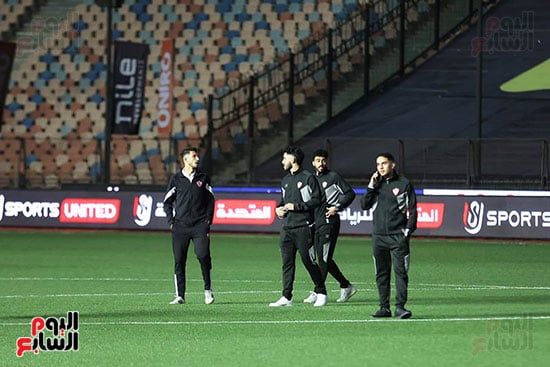 نزول لاعبى الزمالك الملعب نزول لاعبى الزمالك الملعب