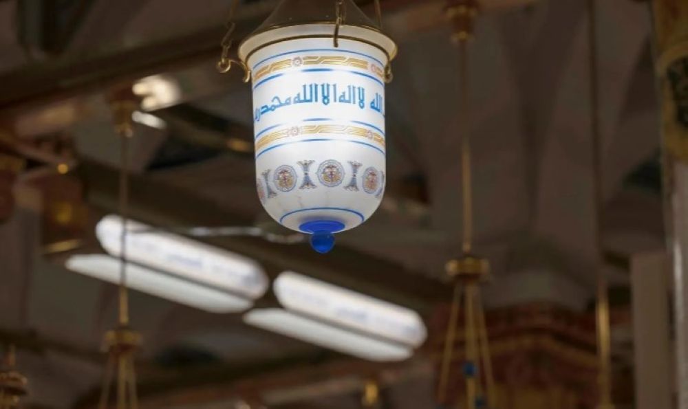 أكثر من 30 نوعًا من الإنارة في المسجد النبوي - واس