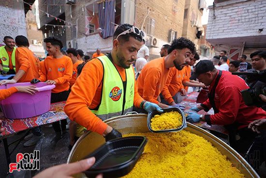 تجهيز الوجبات فى الحفل السنوى إفطار المطرية تجهيز الوجبات فى الحفل السنوى إفطار المطرية