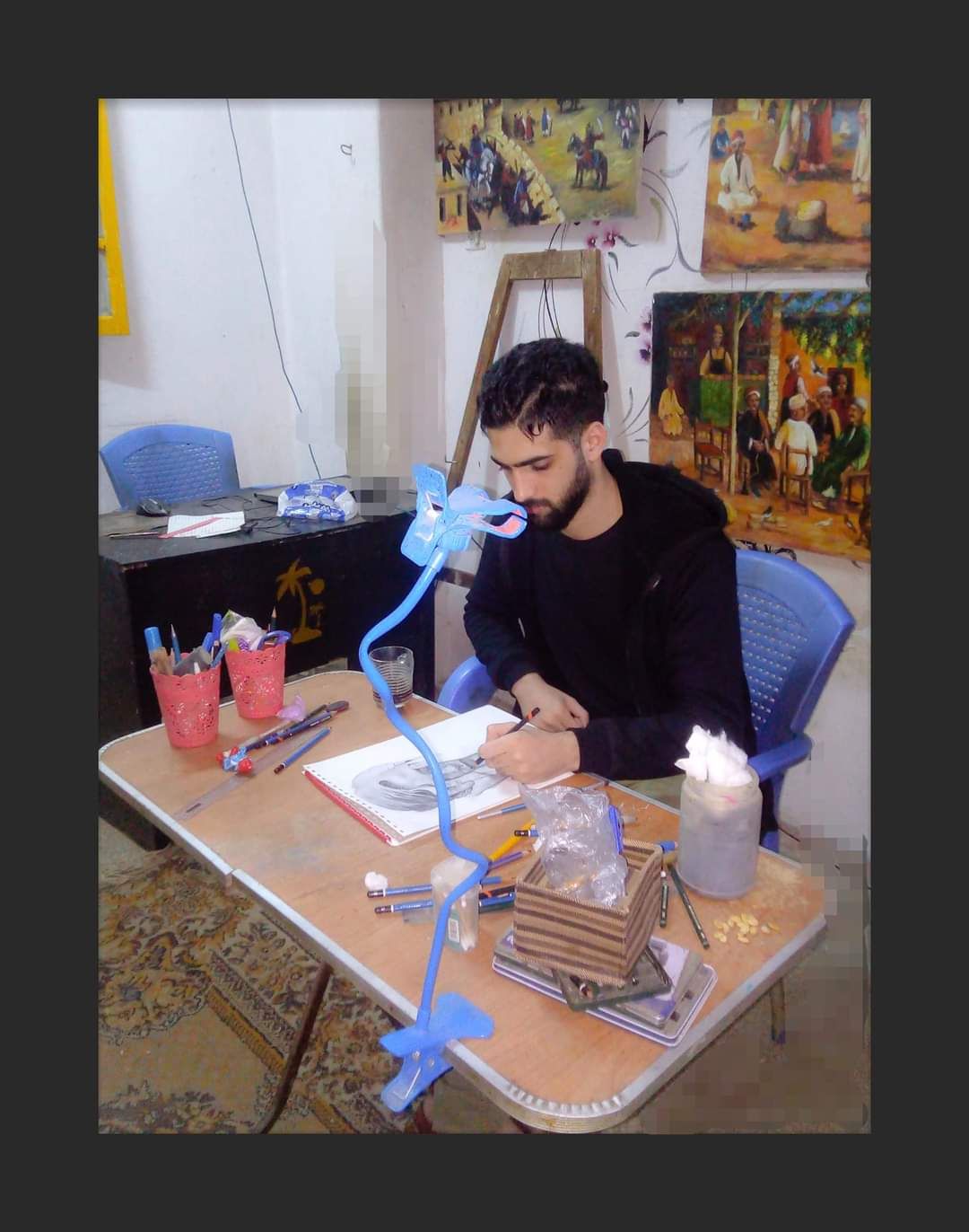 نجاح هشام الأشموني فى موهبة البورتريهات والمناظر الطبيعية (1) نجاح هشام الأشموني فى موهبة البورتريهات والمناظر الطبيعية (1)