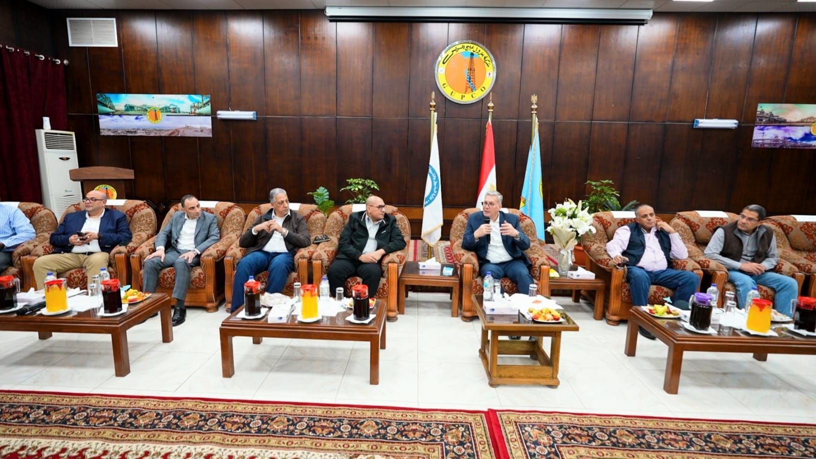 زيارة المهندس كريم بدوى وزير البترول والثروة المعدنية، موقع شركتى جابكو والعامة للبترول بمنطقة خليج السويس (9) زيارة المهندس كريم بدوى وزير البترول والثروة المعدنية، موقع شركتى جابكو والعامة للبترول بمنطقة خليج السويس (9)
