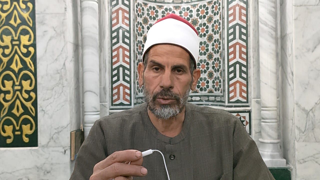إمام وخطيب المسجد إمام وخطيب المسجد