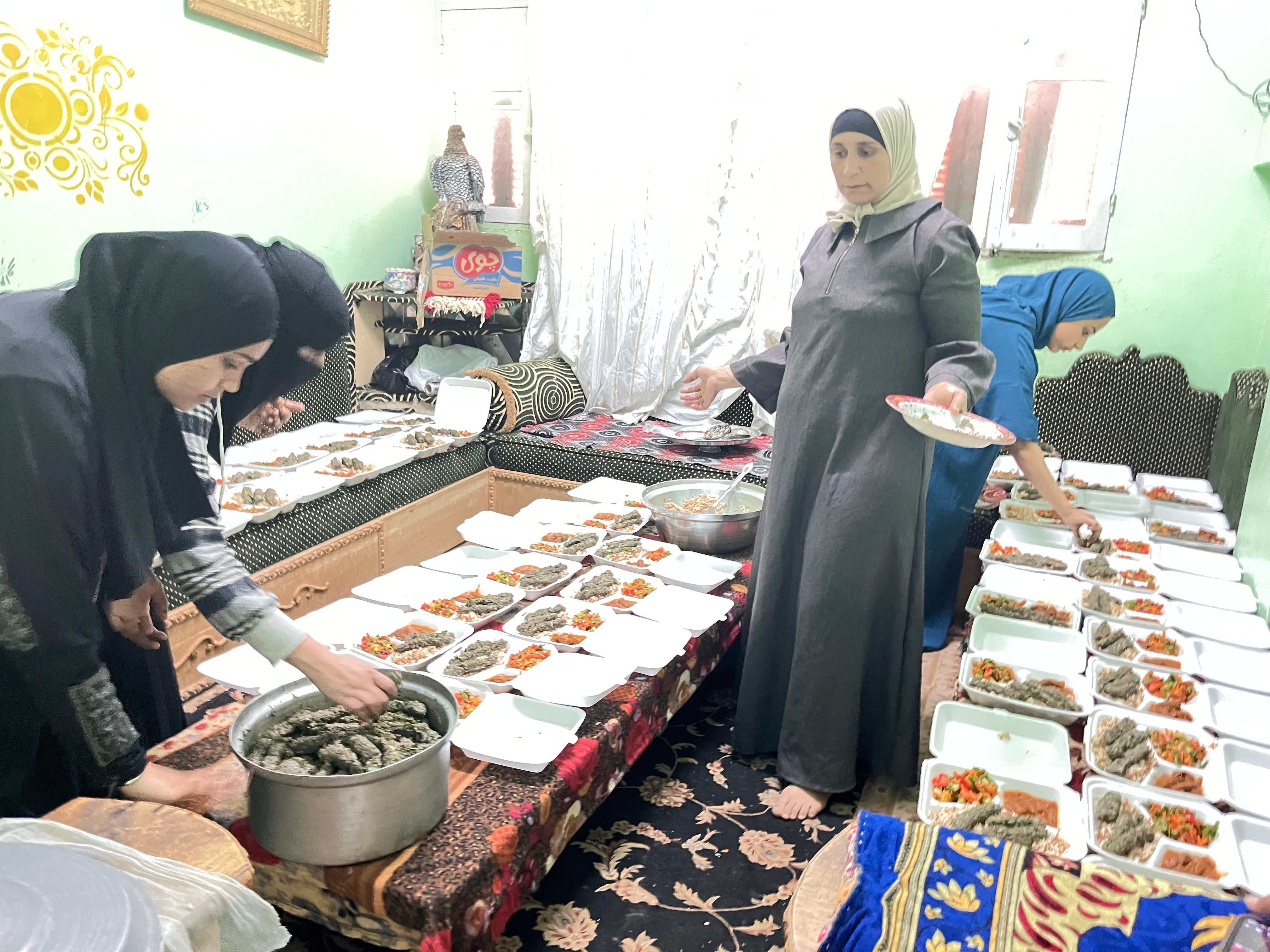 خلال يوميات العمل خلال يوميات العمل