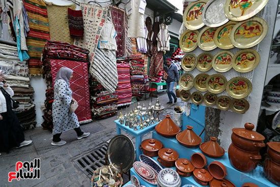منتجات الفخار داخل السوق منتجات الفخار داخل السوق