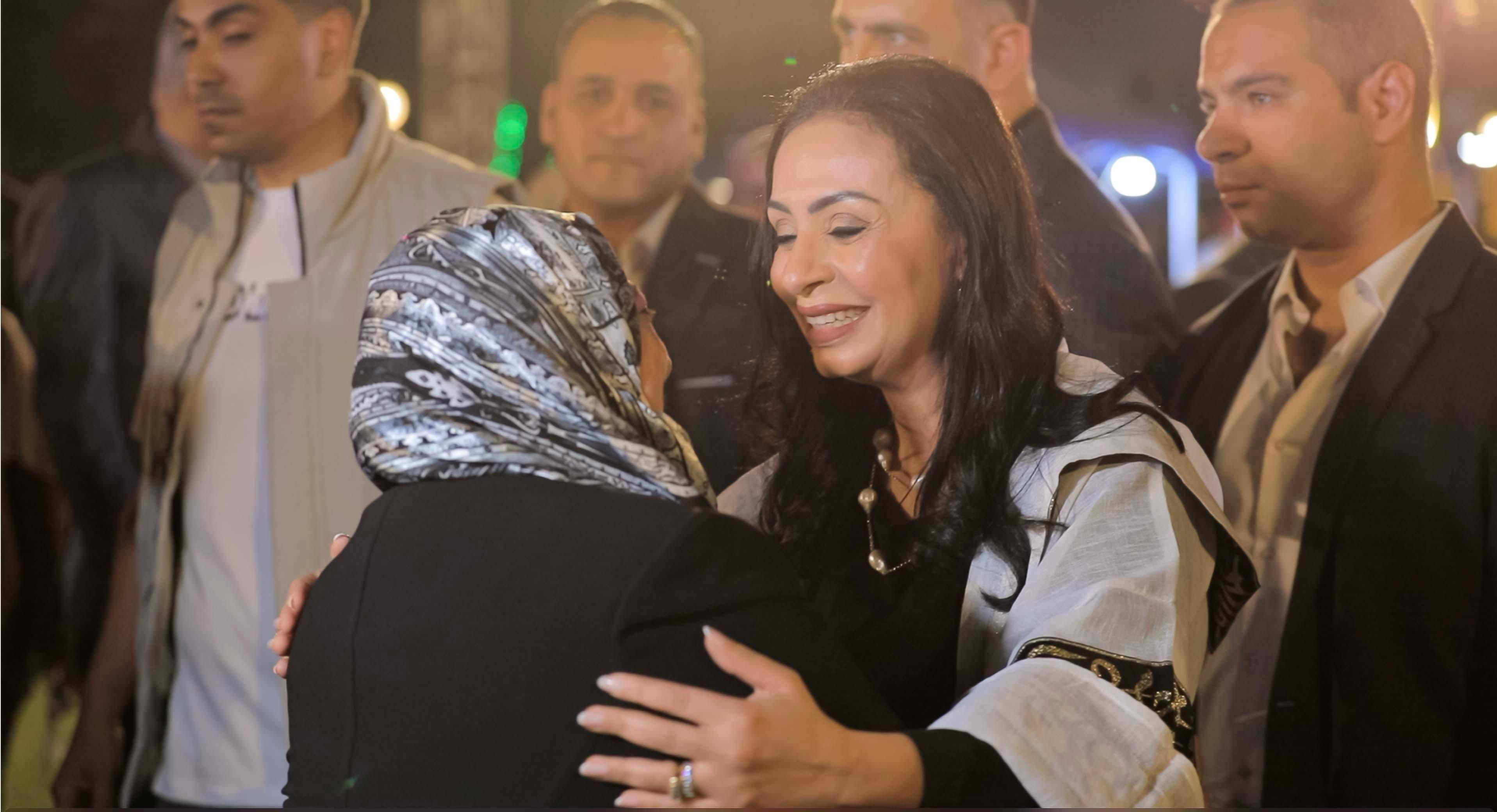 وزيرة التضامن مع العاملين بالوزارة وزيرة التضامن مع العاملين بالوزارة