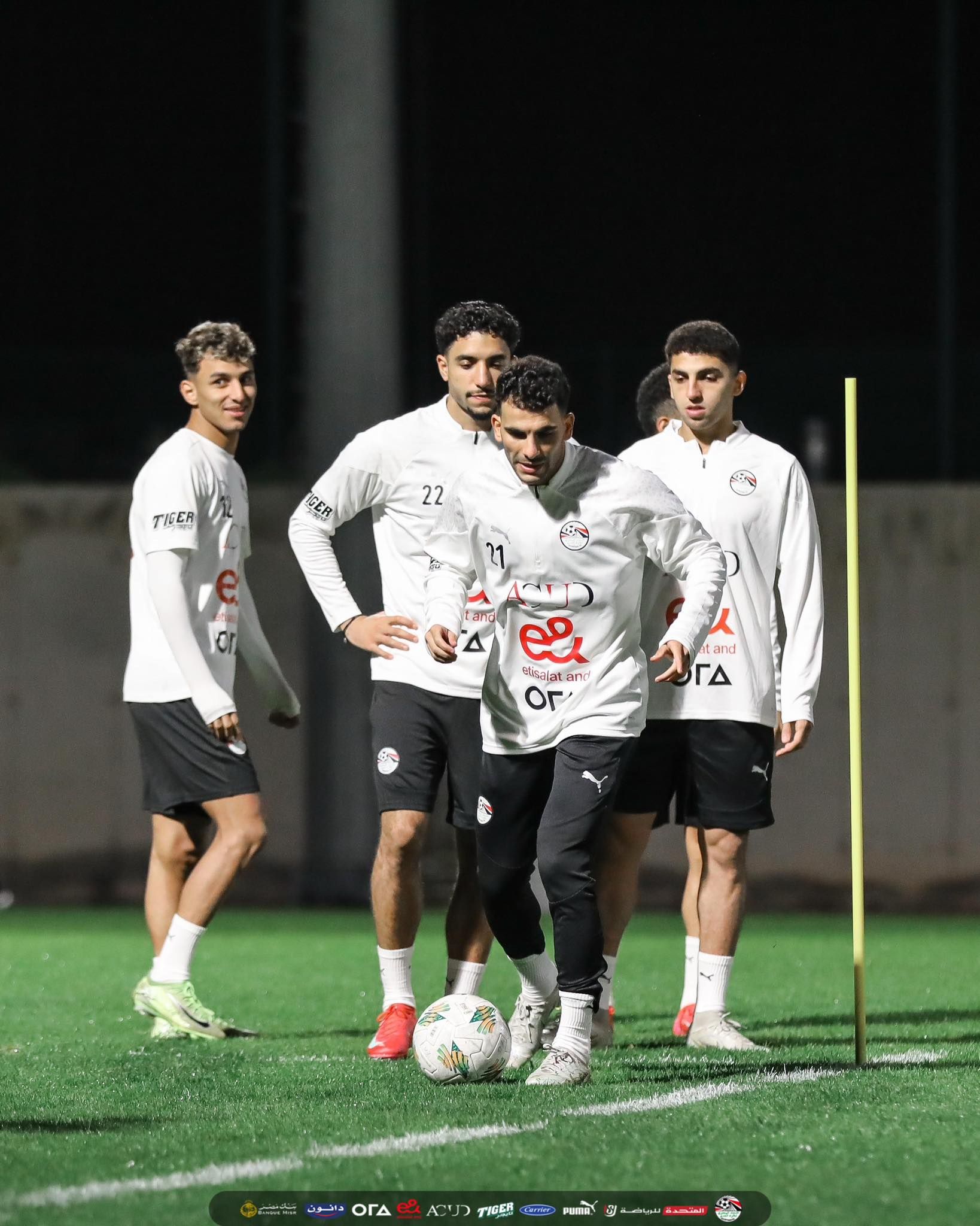 تدريبات منتخب مصر (12) تدريبات منتخب مصر (12)