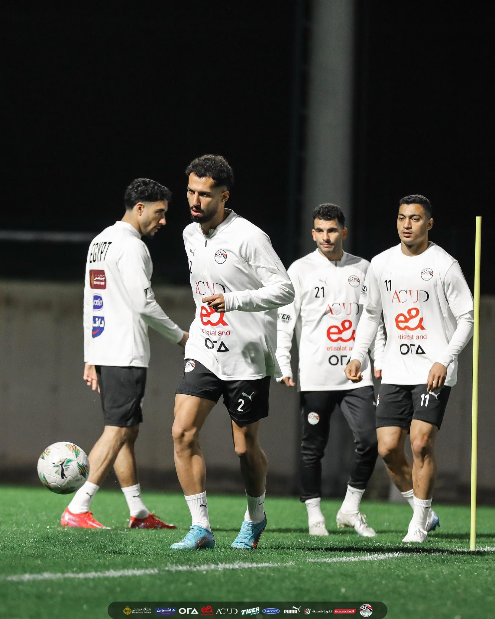 تدريبات منتخب مصر (13) تدريبات منتخب مصر (13)