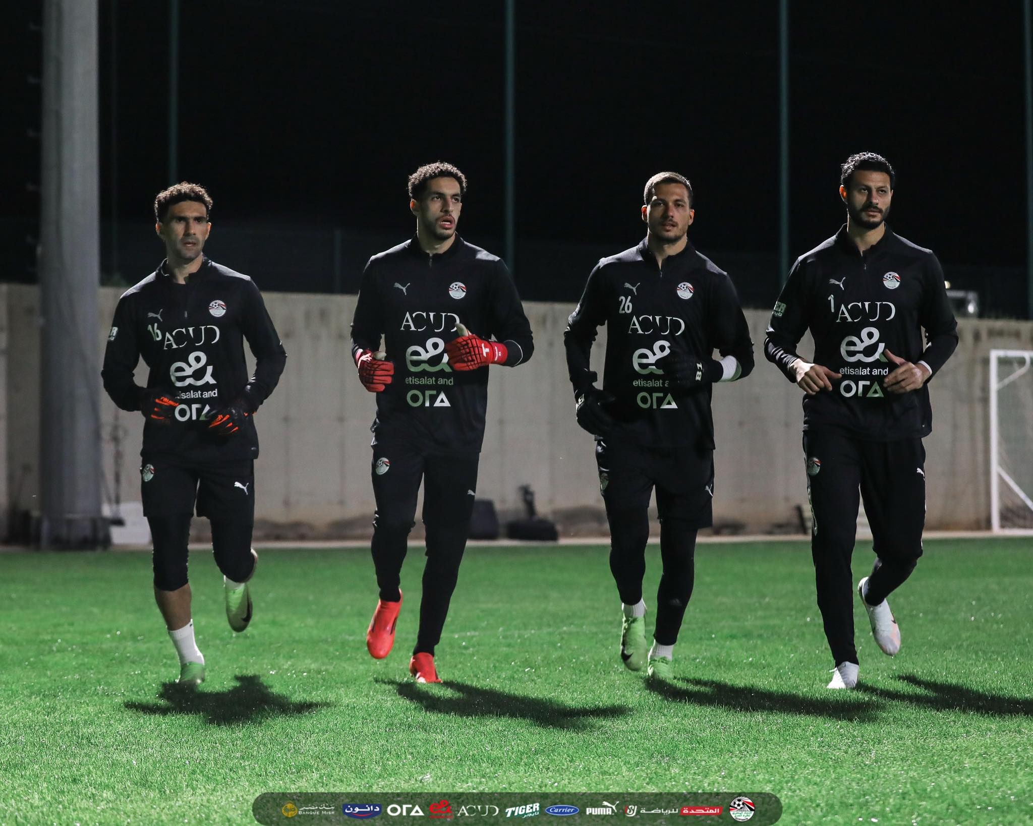 تدريبات منتخب مصر (14) تدريبات منتخب مصر (14)
