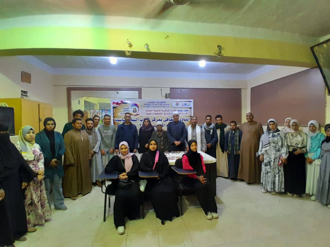 حضور ندوات دينية عن فضائل الشهر الكريم بمركز شباب السلام حضور ندوات دينية عن فضائل الشهر الكريم بمركز شباب السلام
