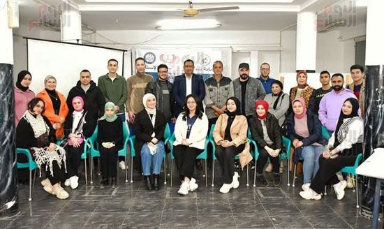 صورة-جماعية-لبعض-مشتركي-الدورة صورة-جماعية-لبعض-مشتركي-الدورة