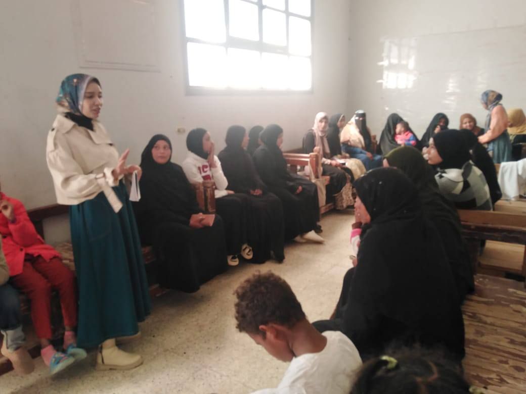 توعية ربات البيوت بالأقصر حول إختيار الأسماك المملحة لشم النسيم توعية ربات البيوت بالأقصر حول إختيار الأسماك المملحة لشم النسيم