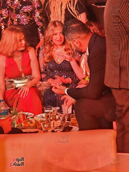 نجوم الفن في حفل زفاف ليلي أحمد زاهر وهشام جمال نجوم الفن في حفل زفاف ليلي أحمد زاهر وهشام جمال