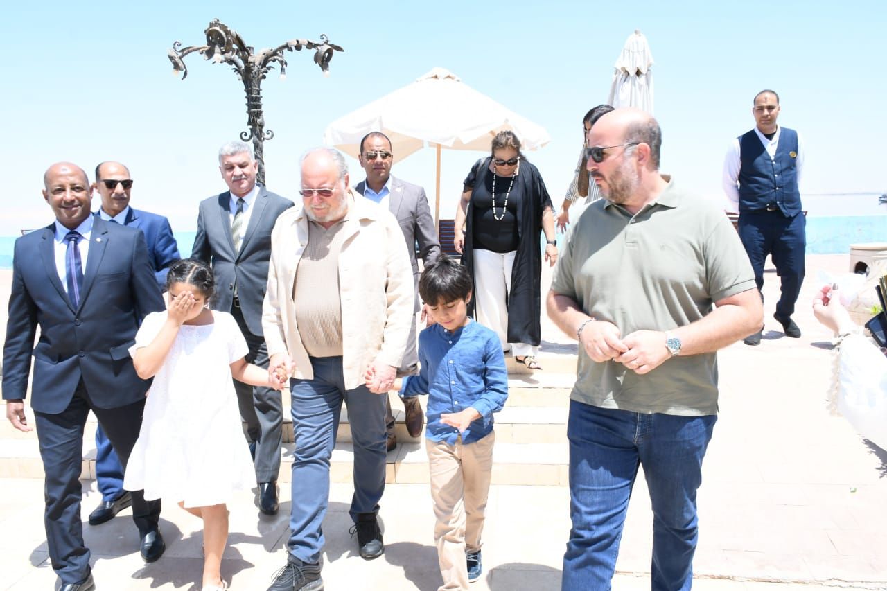 الملك أحمد فؤاد الثاني يزور محافظة الفيوم الملك أحمد فؤاد الثاني يزور محافظة الفيوم