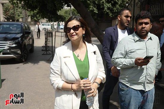 وصول الكاتبة الصحفية علا الشافعى الى نقابة الصحفيين وصول الكاتبة الصحفية علا الشافعى الى نقابة الصحفيين