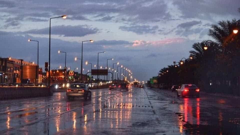 الأرصاد تتوقع سحبًا ممطرة وضبابًا على 6 مناطق.. غدًا
