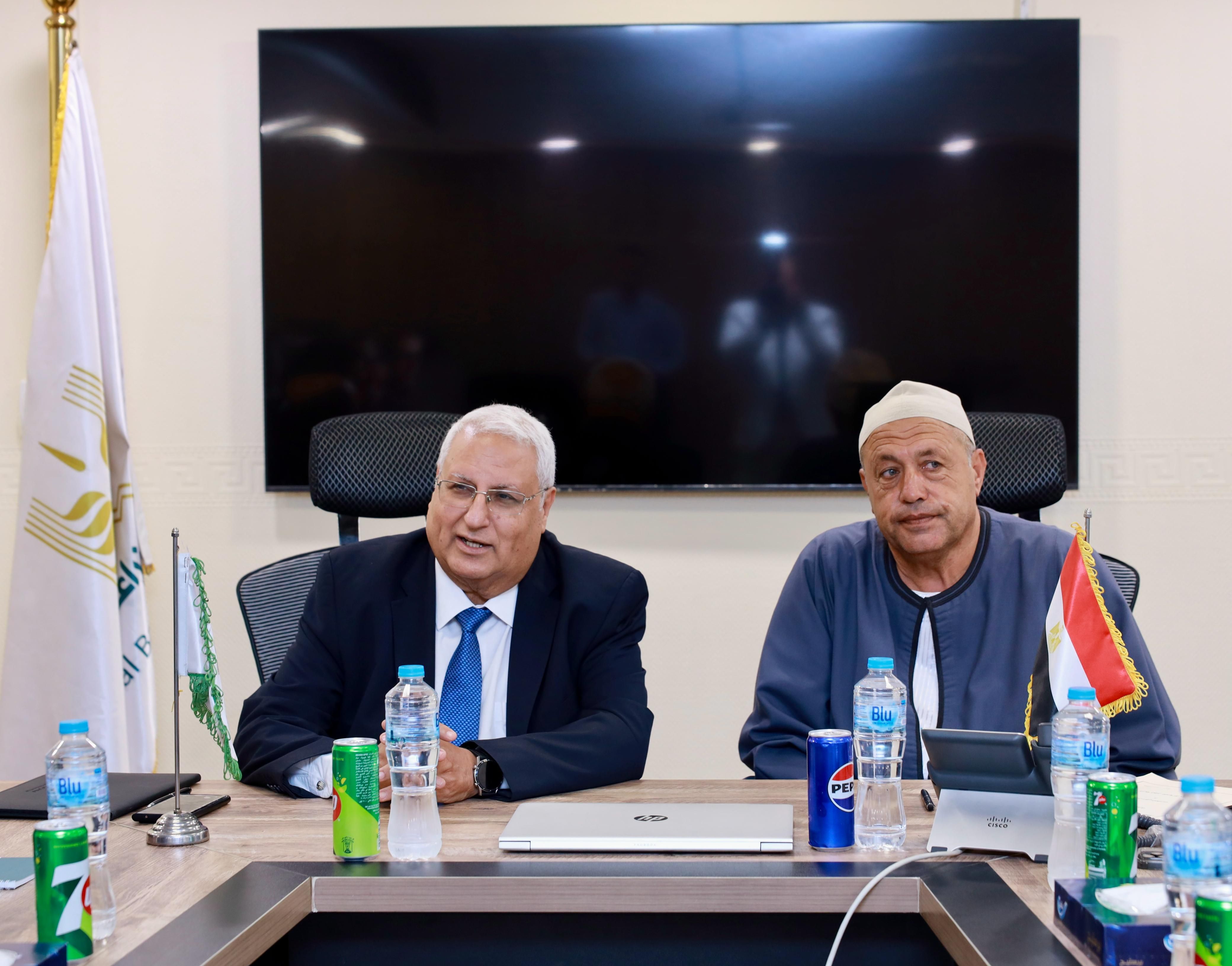 البنك الزراعي المصري يوقع بروتوكول تعاون لتمويل صغار المربين (1) البنك الزراعي المصري يوقع بروتوكول تعاون لتمويل صغار المربين (1)