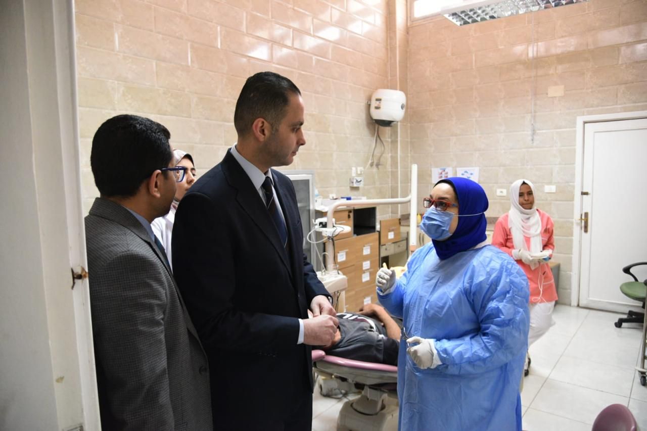 نائب وزير الصحة يقوم بجولة مفاجئة على المنشآت الصحية بمدينة الشروق نائب وزير الصحة يقوم بجولة مفاجئة على المنشآت الصحية بمدينة الشروق