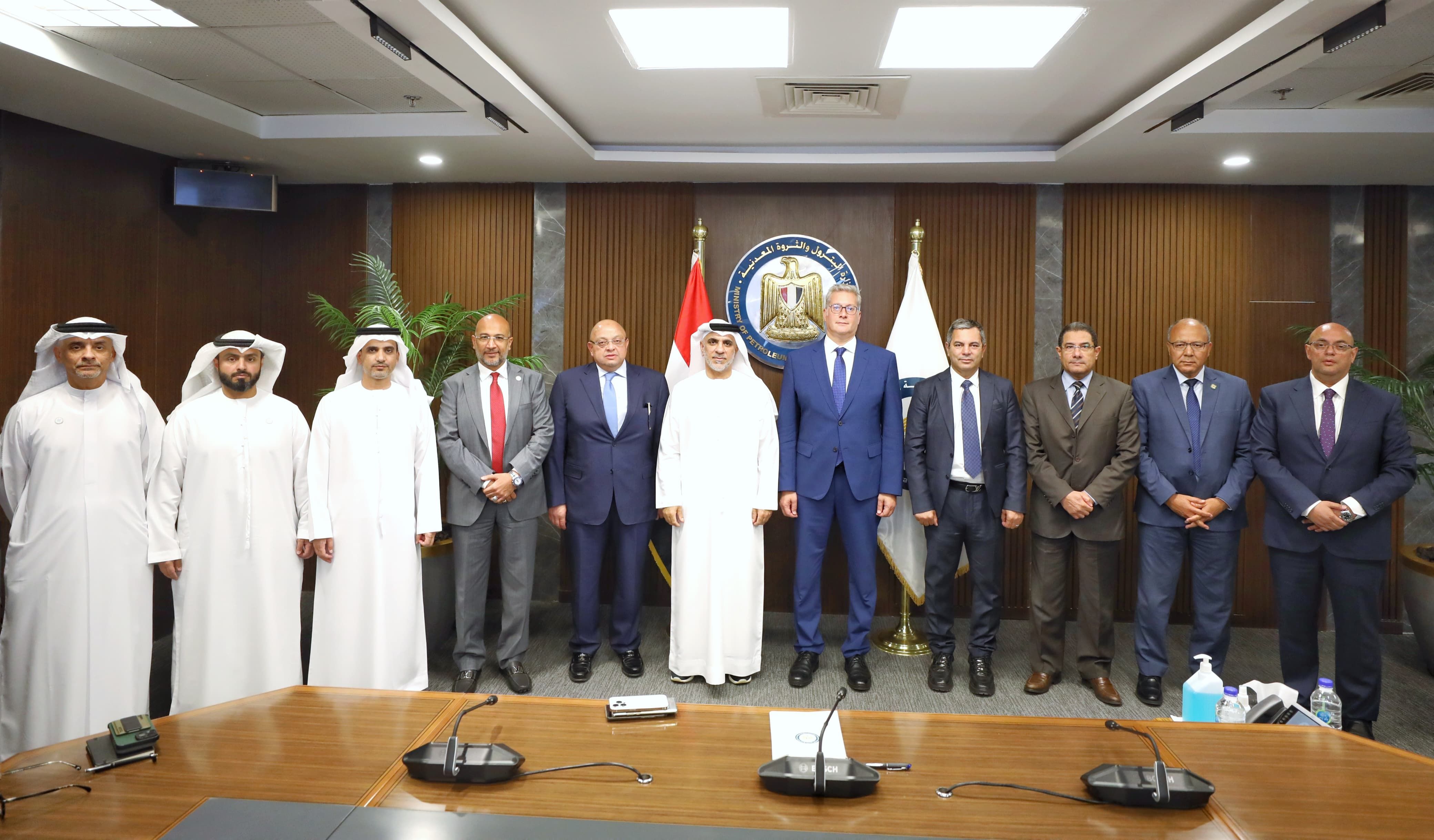 بترول (4) بترول (4)