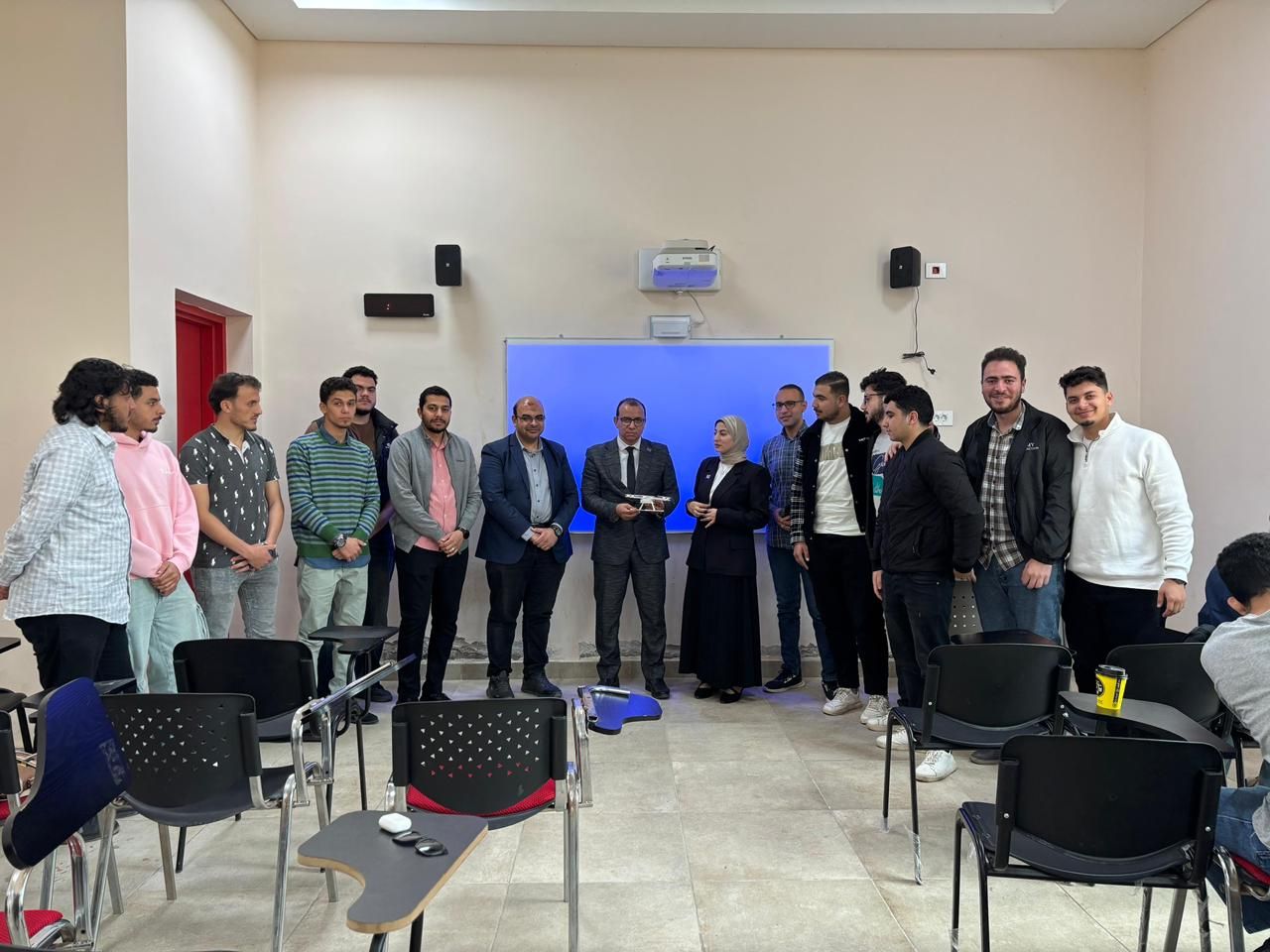 طلاب هندسة طيران المنصورة الجديدة طلاب هندسة طيران المنصورة الجديدة