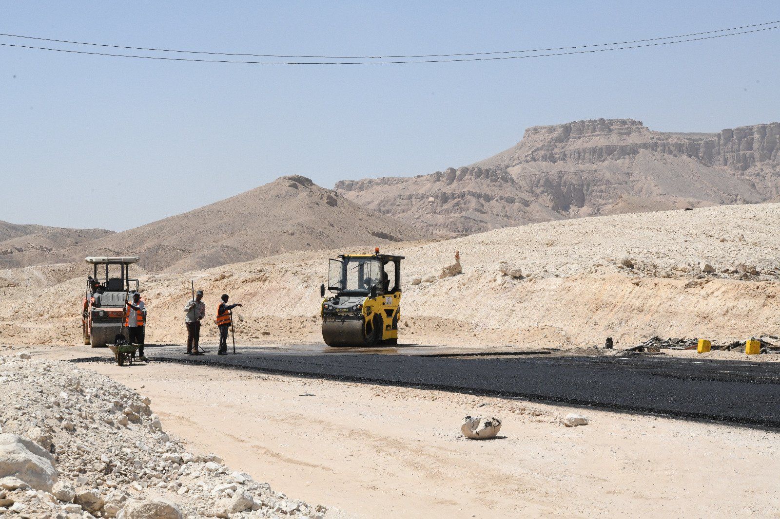 من أعمال الازدواج من أعمال الازدواج