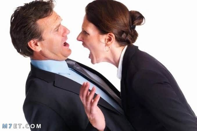 كيف تتعامل مع شخص يقلل من قيمتك