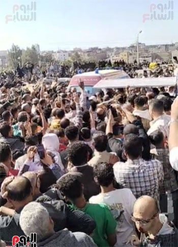 تشيع-جثمان-الطفل-وسط-حالة-من-الحزن تشيع-جثمان-الطفل-وسط-حالة-من-الحزن