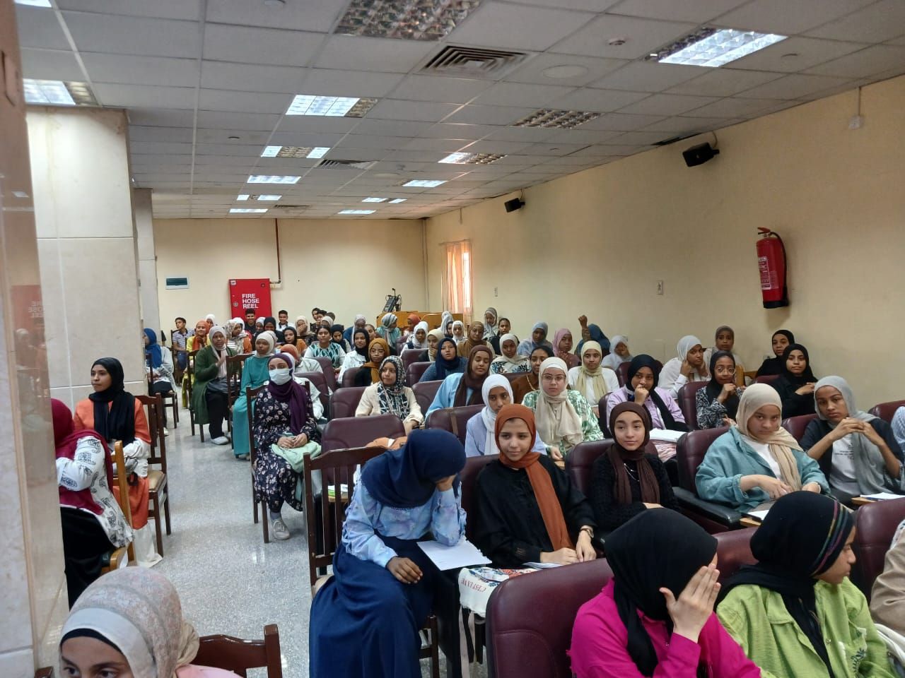 إنطلاق قوافل المراجعة النهائية المجانية لطلاب الشهادة الإعدادية بالأقصر إنطلاق قوافل المراجعة النهائية المجانية لطلاب الشهادة الإعدادية بالأقصر