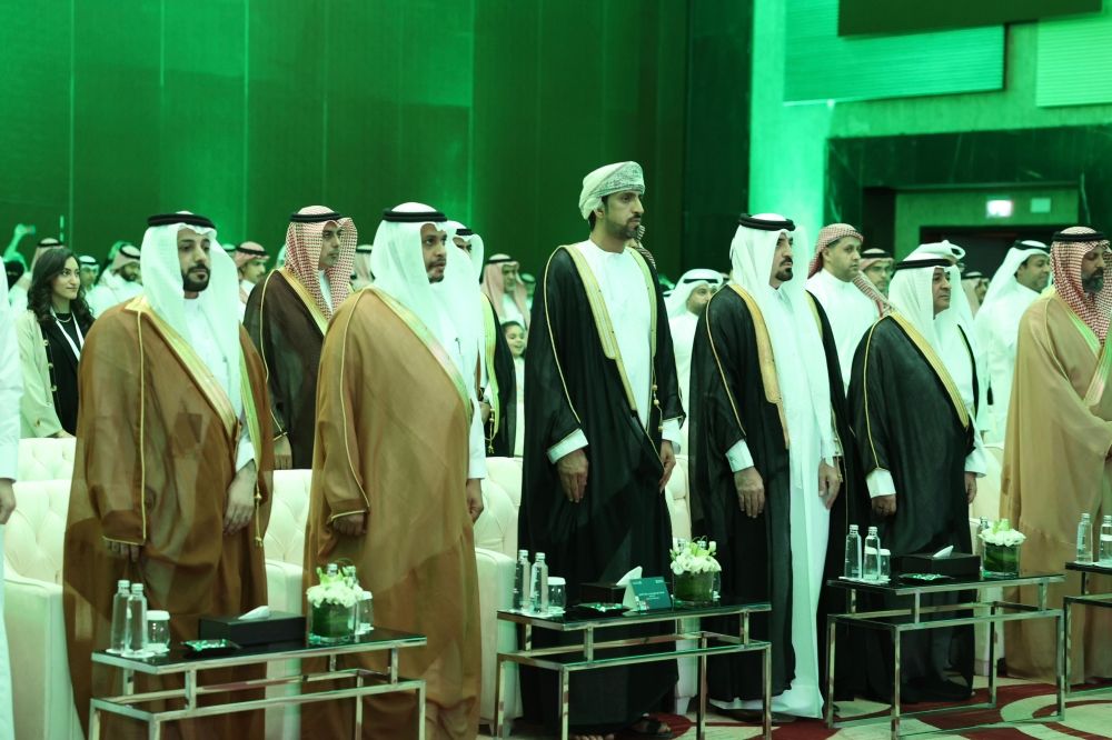 طلاب بالمملكة يحصدون جائزة
