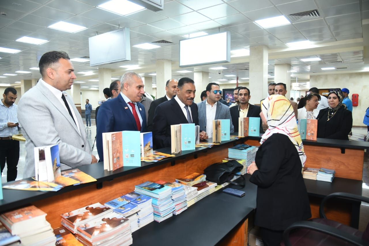 محافظ مطروح يتابع اجراءات استقبال السياحة الخارجية بالمطار محافظ مطروح يتابع اجراءات استقبال السياحة الخارجية بالمطار