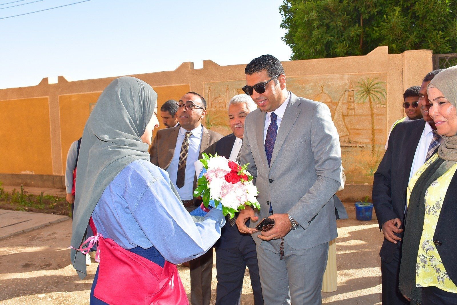 نائب محافظ الأقصر يشهد فاعليات حملة خطوات ضد الإدمان نائب محافظ الأقصر يشهد فاعليات حملة خطوات ضد الإدمان