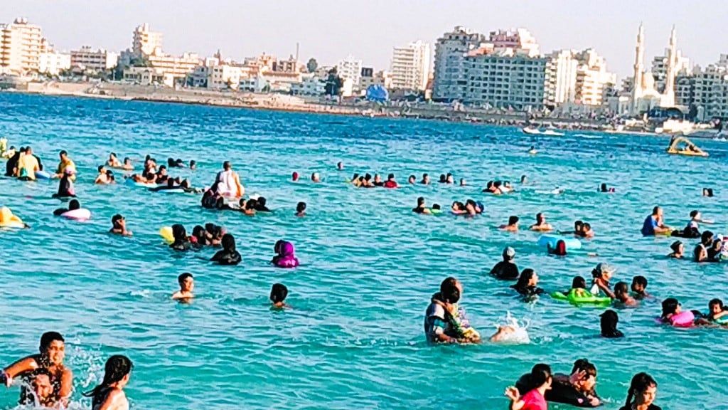 شاطئ الغرام أشهر شواطئ مطروح ومصر شاطئ الغرام أشهر شواطئ مطروح ومصر