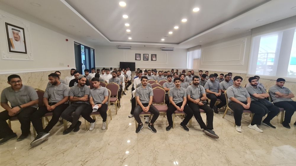 تقنية القطيف.. تأهيل 150 خريجًا لسوق العمل ببرنامج مكثف