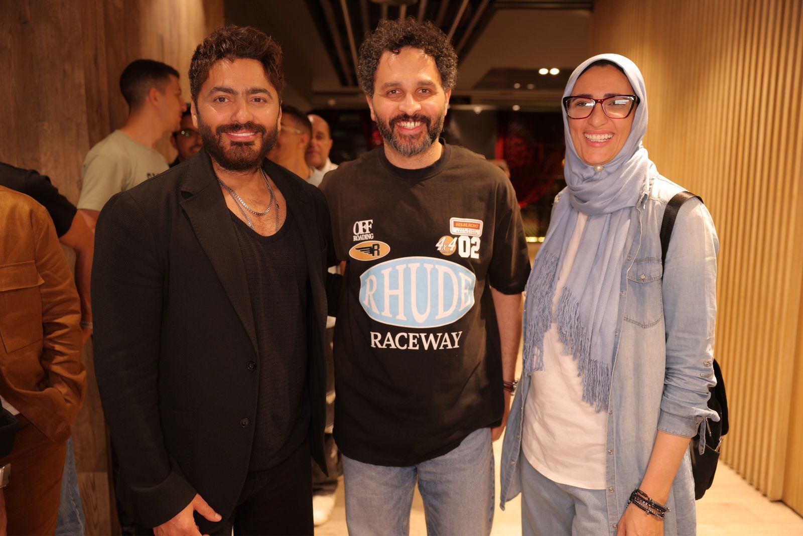 تامر حسني والمخرجة سارة وفيق والفنان أحمد عزيز تامر حسني والمخرجة سارة وفيق والفنان أحمد عزيز