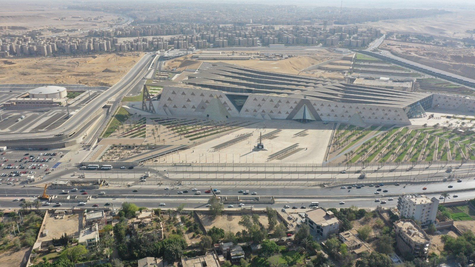 محطة مترو المتحف المصرى الكبير محطة مترو المتحف المصرى الكبير