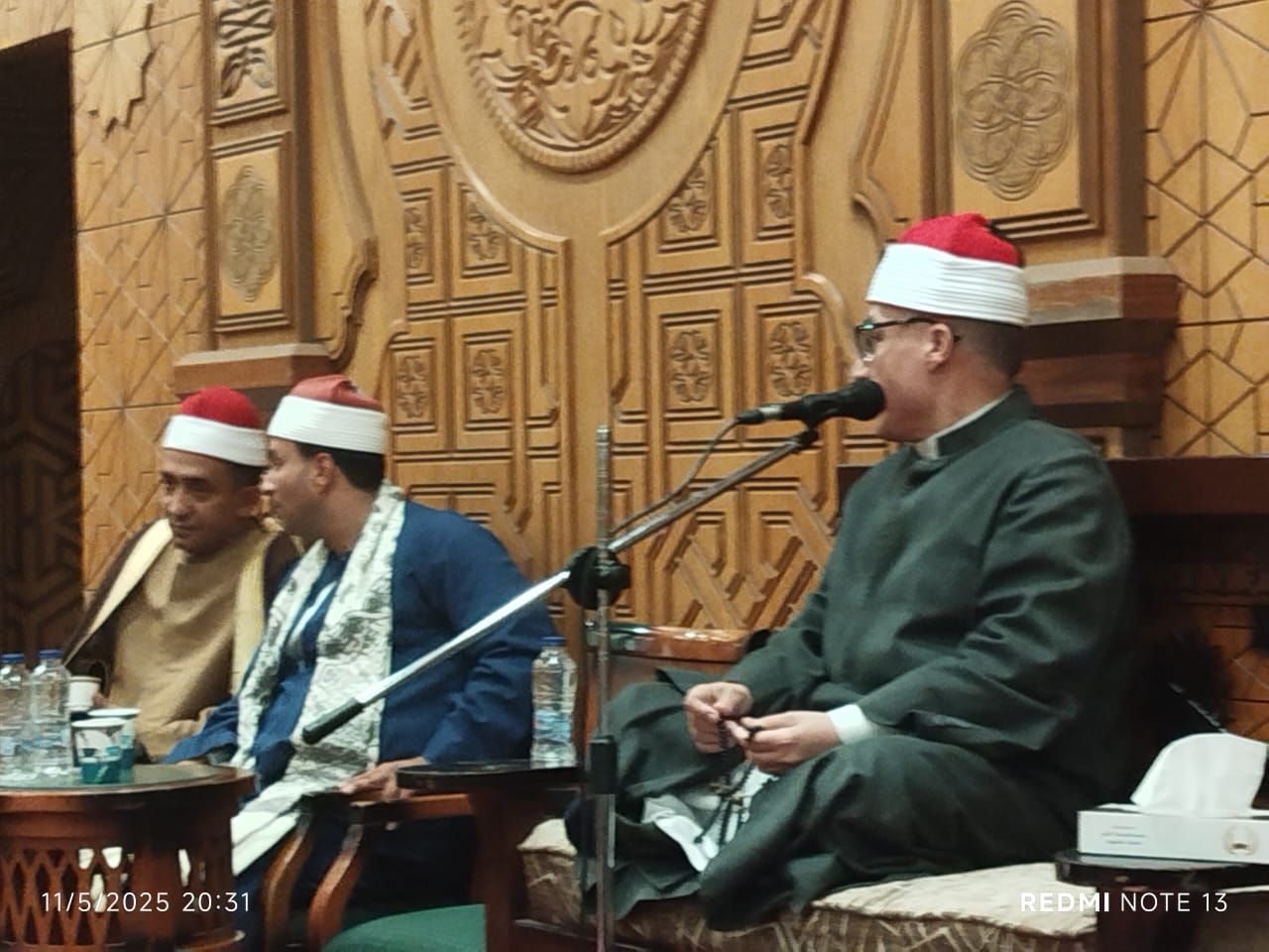 أكرم القصاص وخالد زكي وادورد وعادل وريهام السهلي يحضرون عزاء زوجة الإعلامي مصطفي شردى (7) أكرم القصاص وخالد زكي وادورد وعادل وريهام السهلي يحضرون عزاء زوجة الإعلامي مصطفي شردى (7)