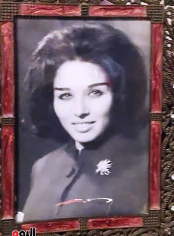 لبنى-عبد-العزيز-(5) لبنى-عبد-العزيز-(5)