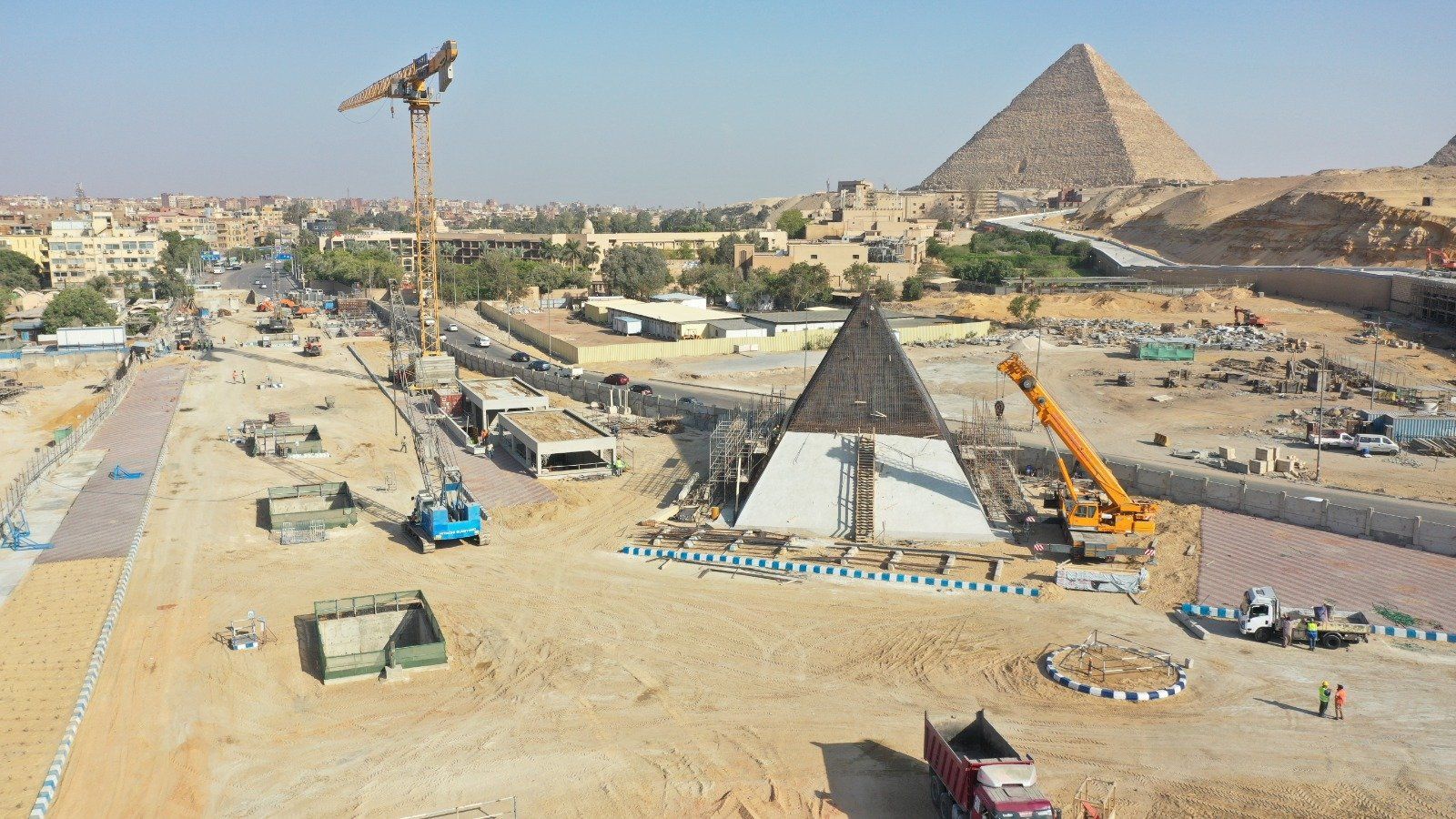 هرم رابع بميدان الرماية هرم رابع بميدان الرماية