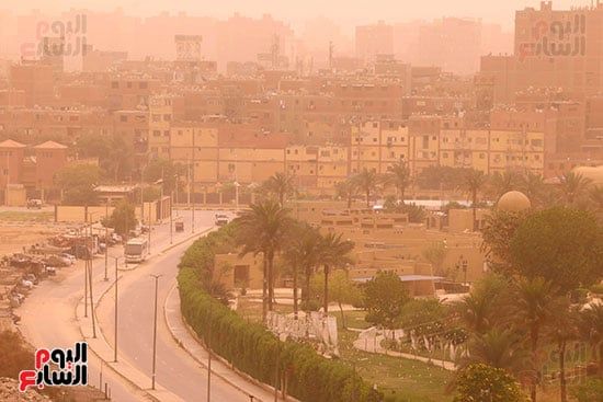 عاصفة ترابية بالقاهرة عاصفة ترابية بالقاهرة