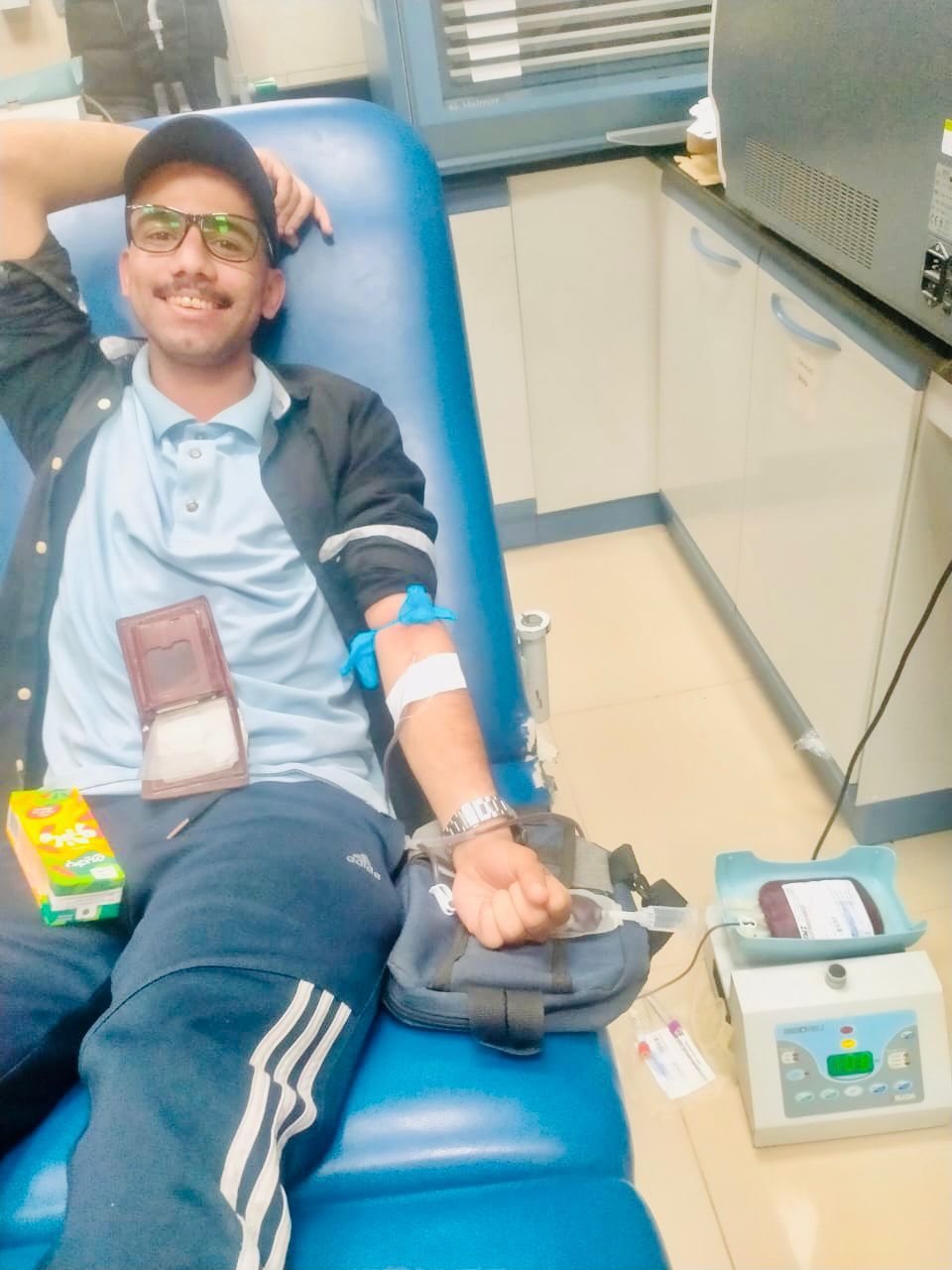 تبرع طلاب بالدم تبرع طلاب بالدم