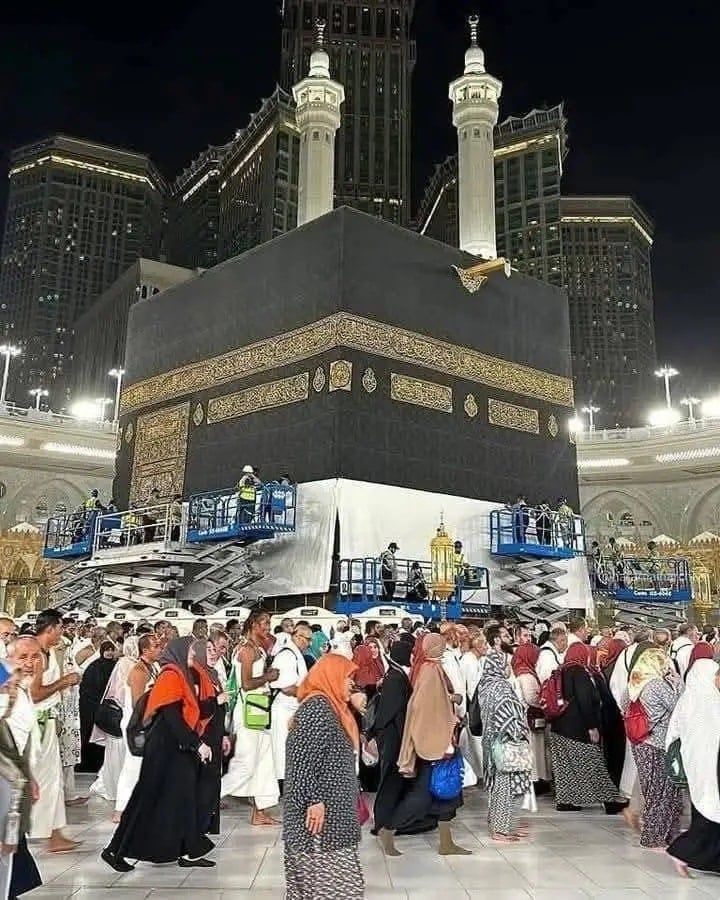 كسوة الكعبة (3) كسوة الكعبة (3)