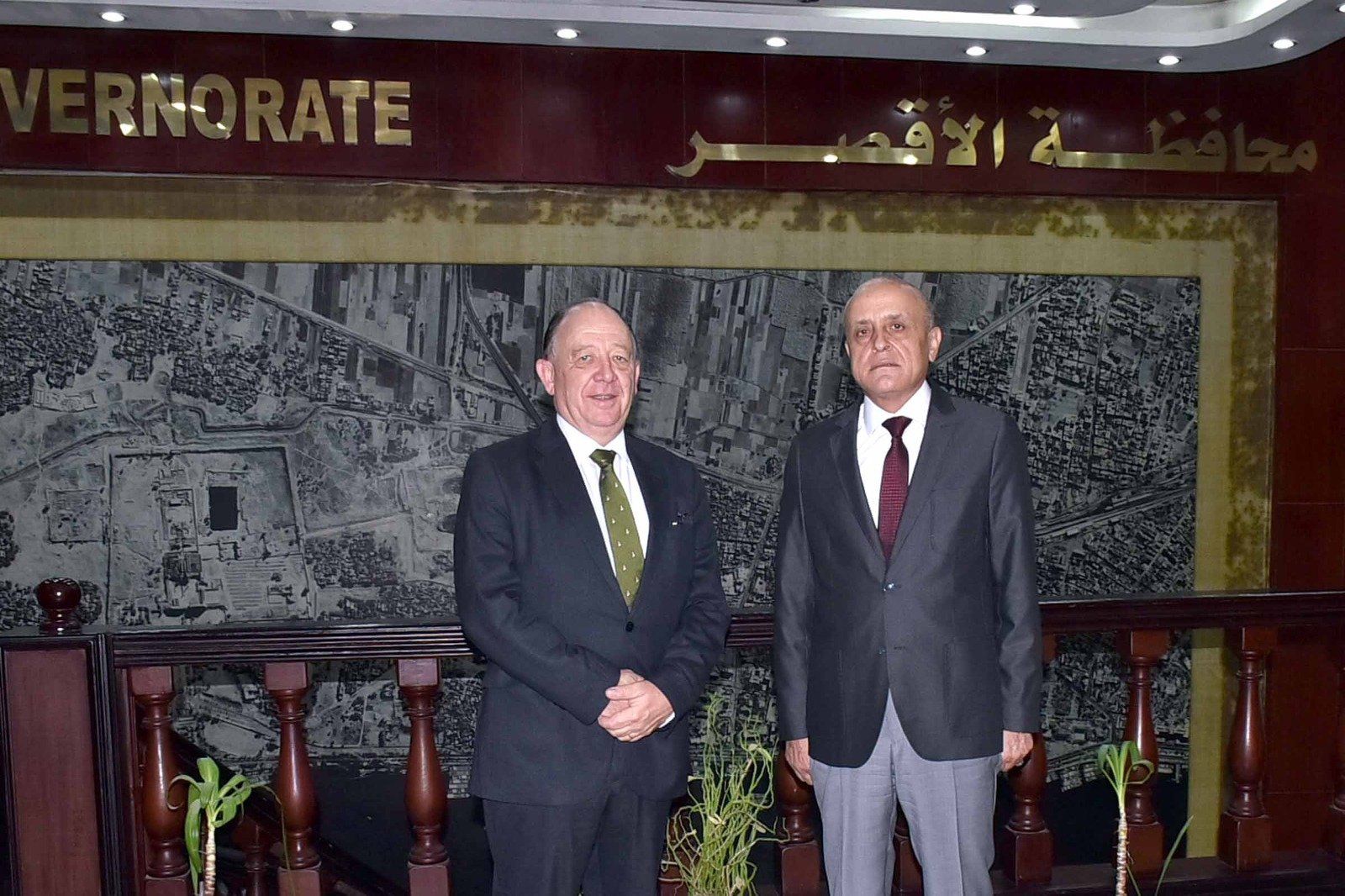 لقاء السفير الأرجنتيني لبحث تعزيز السياحة والتعاون بين البلدين لقاء السفير الأرجنتيني لبحث تعزيز السياحة والتعاون بين البلدين