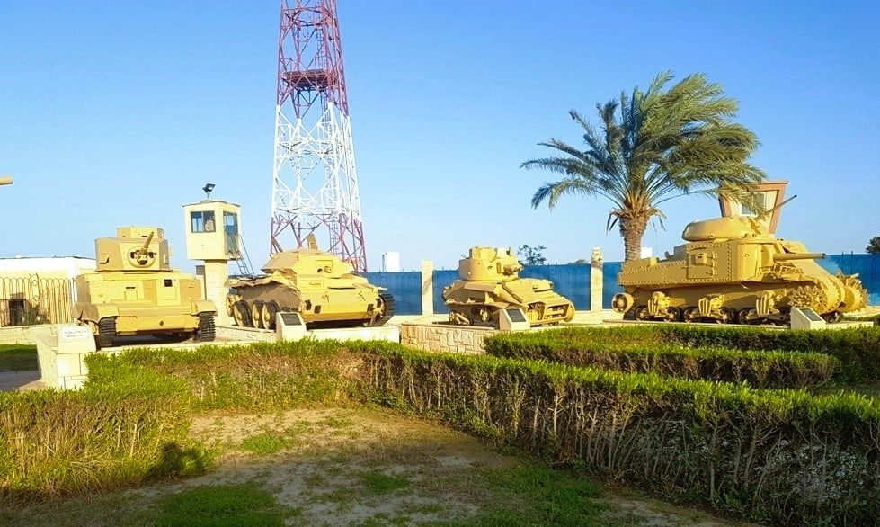 دبابات ومدرعات اثرية في متحف العلمين العسكري دبابات ومدرعات اثرية في متحف العلمين العسكري