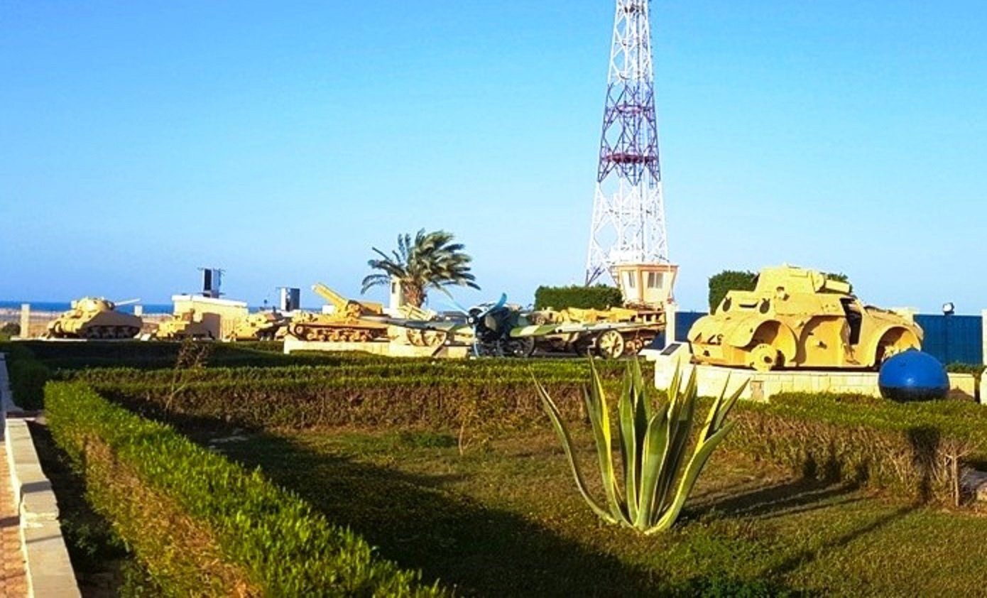 جانب من ساحة العرض المكشوف - متحف العلمين جانب من ساحة العرض المكشوف - متحف العلمين
