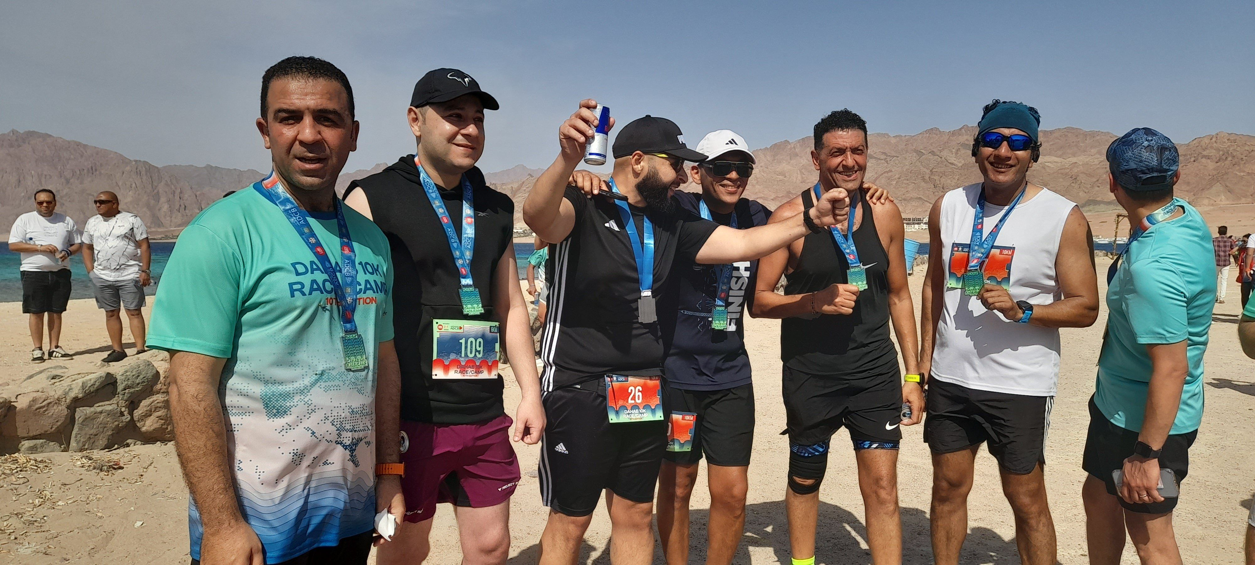 المشاركين فى ماراثون الجرى بمدينة دهب المشاركين فى ماراثون الجرى بمدينة دهب