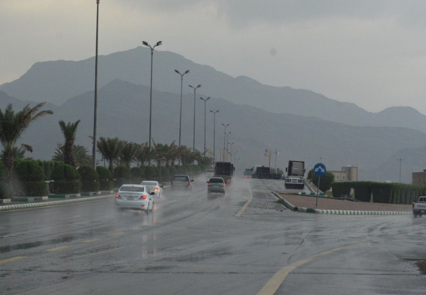تنبيه من حالة مطرية على منطقة عسير