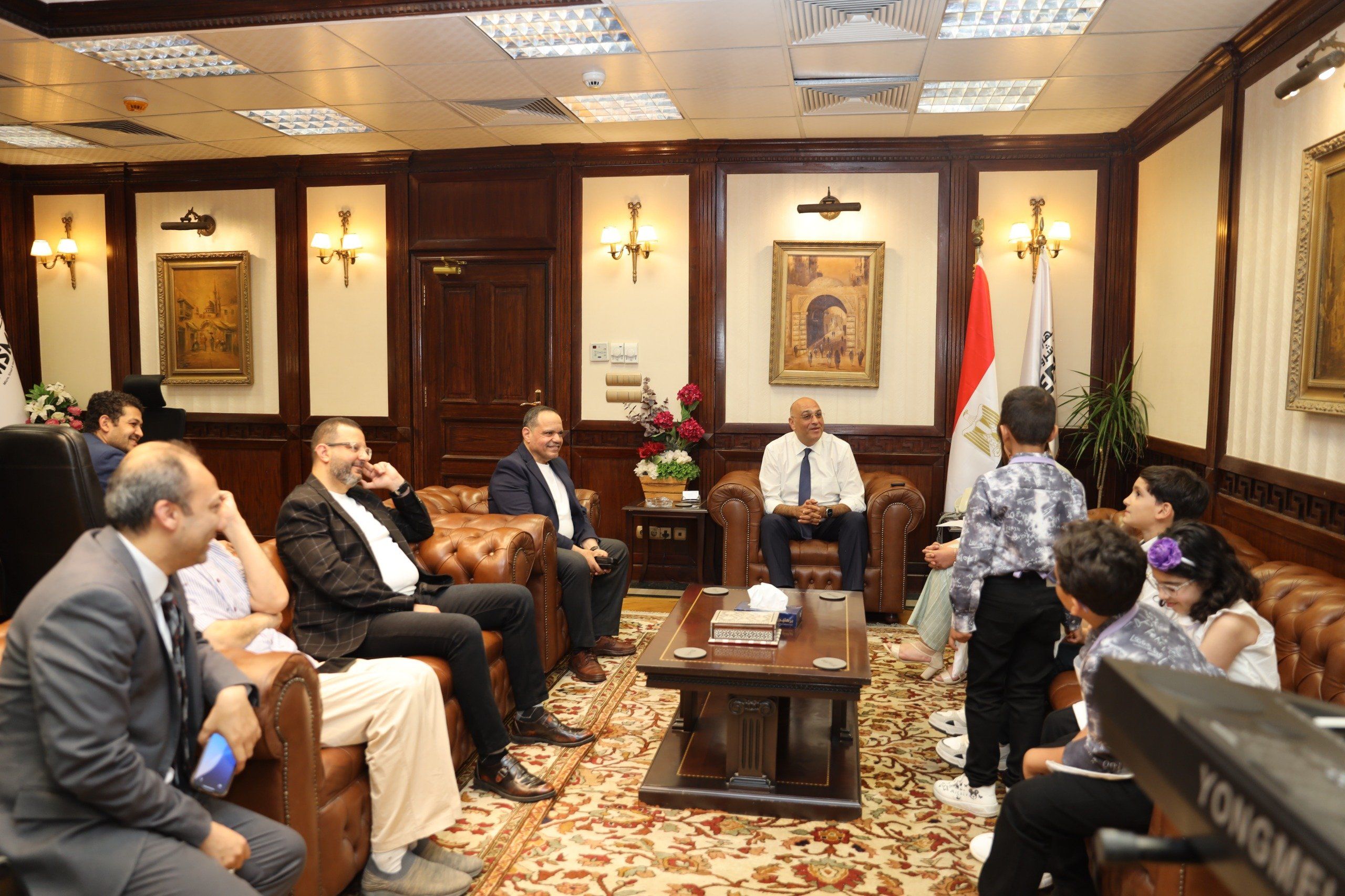 مع المبدعين مع المبدعين